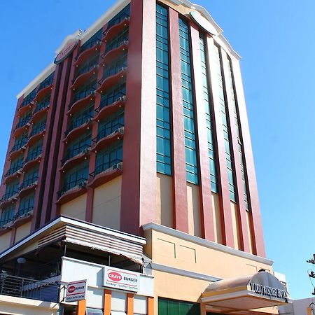 Iloilo Business Hotel Exterior photo